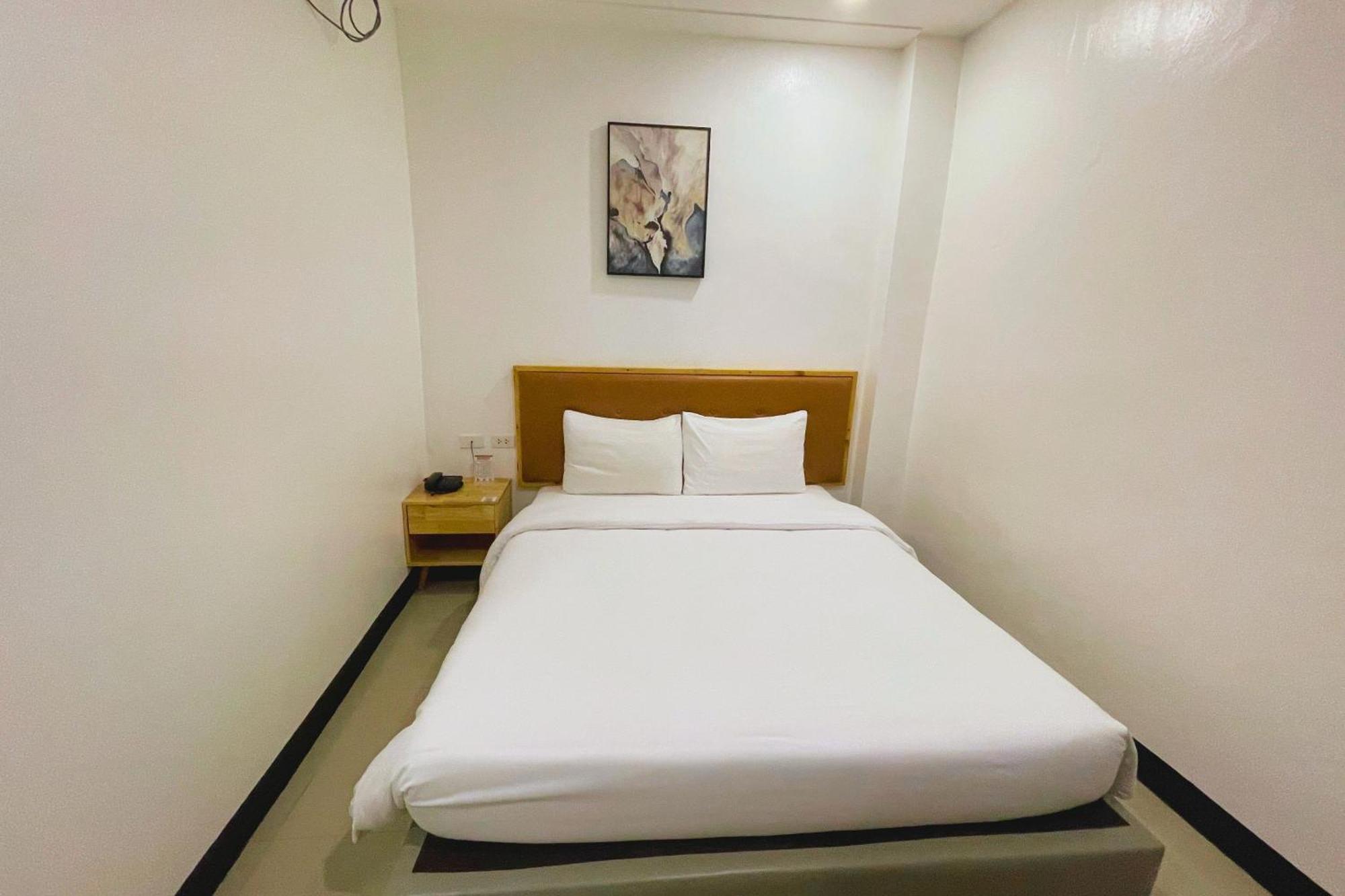 Hotel Halo Angeles City Номер фото