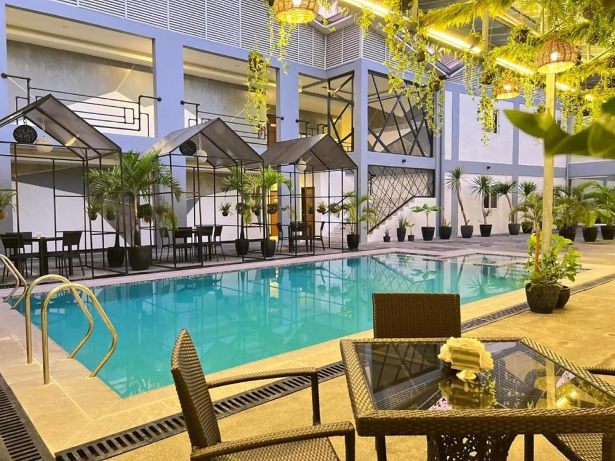 Hotel Halo Angeles City Екстер'єр фото